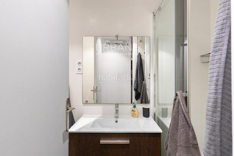 Foto a7d83242-1c10-4c42-957f-f50a50fd372b. Alquiler piso apartamento amueblado de 71 m con terraza en Barcelona