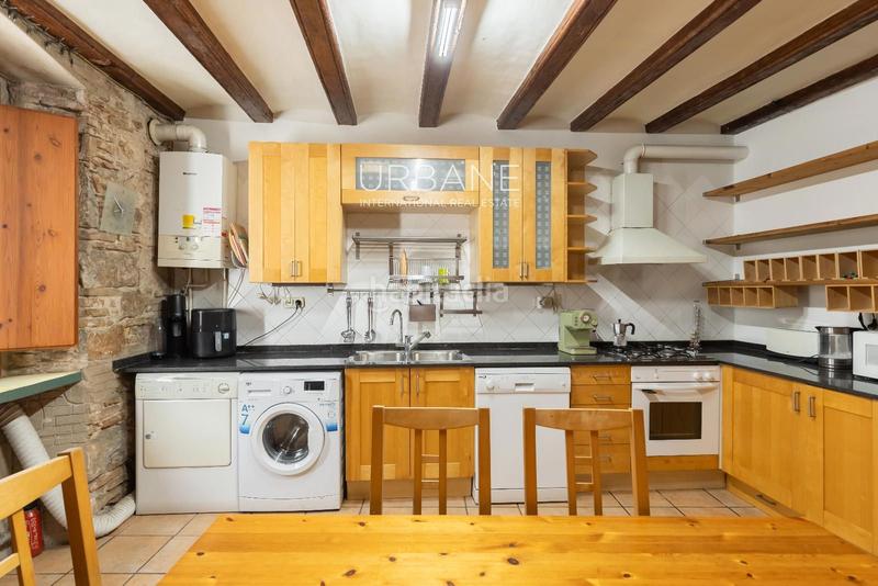 Foto ed94ad5c-1a54-4de4-aecf-7293d80b7602. Miete dachwohnung mit heizung in Gòtic Barcelona