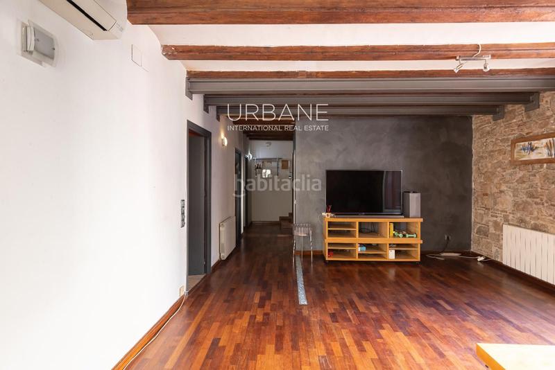 Foto a6214dfe-8763-427b-b657-5eabeb3d4004. Rent penthouse with heating in Gòtic Barcelona