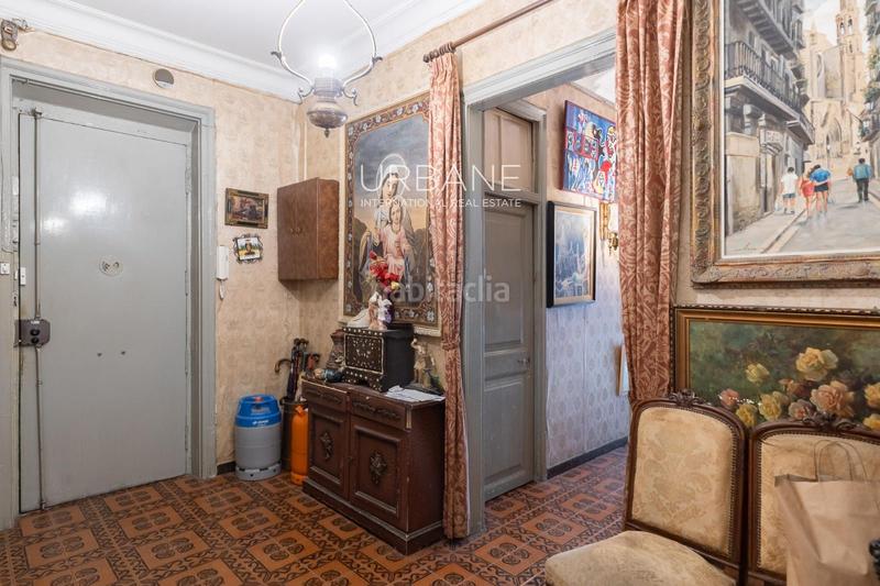 Foto 0d2d05b8-3a7f-4a9e-8228-422623a245ac. Etagenwohnung mit heizung in Gòtic Barcelona