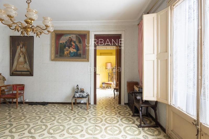 Foto 9f1610bc-3850-4c8f-ad1e-85289c5c61e9. Etagenwohnung mit heizung in Gòtic Barcelona