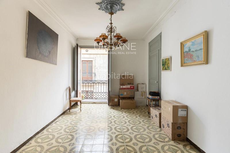 Foto a427813d-fdc1-45f3-a70c-afff375e8462. Etagenwohnung mit heizung in Gòtic Barcelona