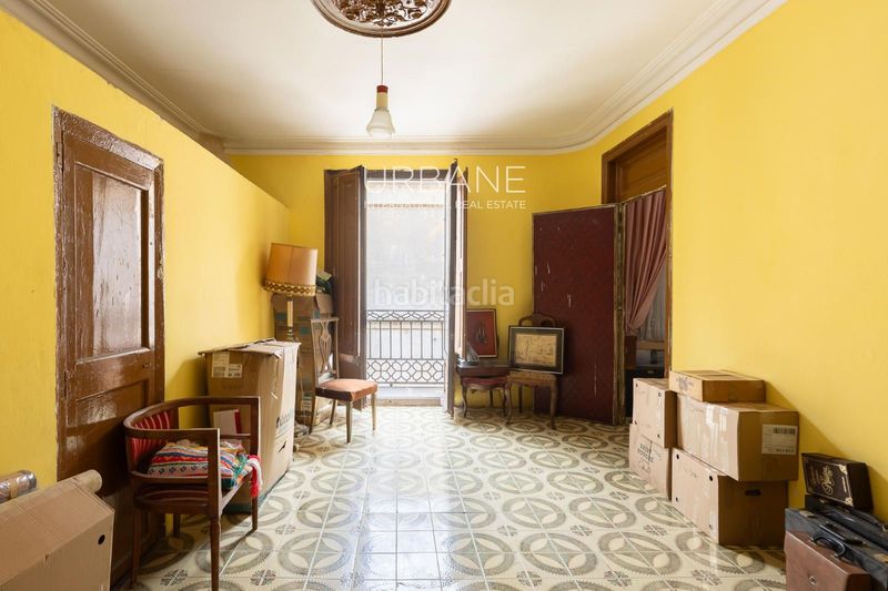 Foto c4b9aa84-b12d-4e35-8a40-6b9a9854e541. Pis a Gòtic Barcelona