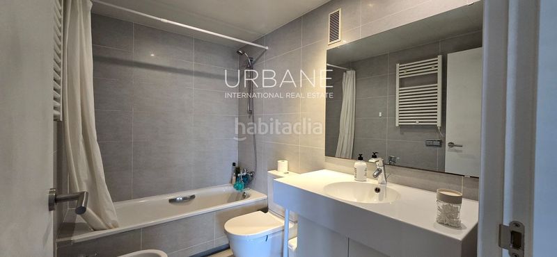 Foto 1f071b3d-eecd-4420-9bbc-c99ccd4bcd64. Pis amb calefacció aparcament a Provençals del Poblenou Barcelona