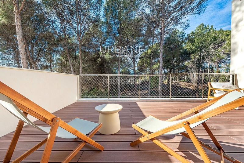 Foto f99fa901-c64d-4b6b-a257-5914c09f9716. Casa adossada amb aparcament piscina a La Pineda Vila-seca