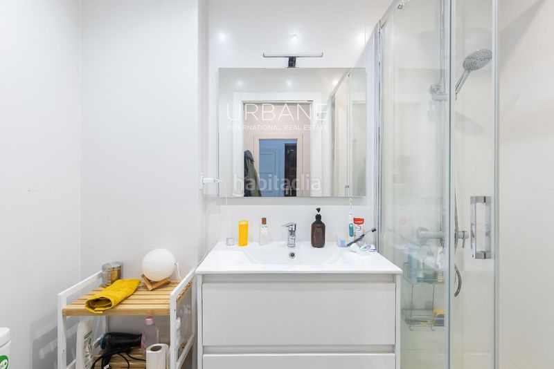 Foto 5bd432a1-ce34-4b73-87db-a0b0afaf5116. Lloguer àtic amb calefacció a Gòtic Barcelona