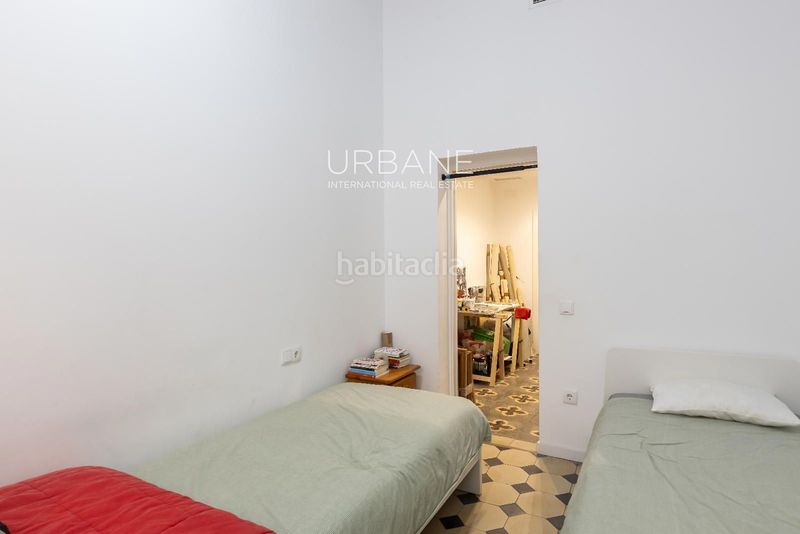 Foto a2fb23c5-b0db-4f79-bb2a-1d20f4b67e8a. Lloguer àtic amb calefacció a Gòtic Barcelona