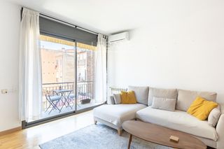 Location Appartement  Bisbe laguarda 4. Luminoso apartamento amueblado de 2 dormitorios con balcón en el