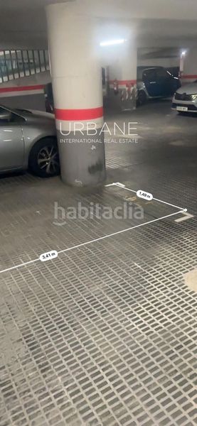 Foto dc9c3824-03ab-4abc-a5bc-b7348eff075e. Aparcament cotxe a Sant Antoni Barcelona