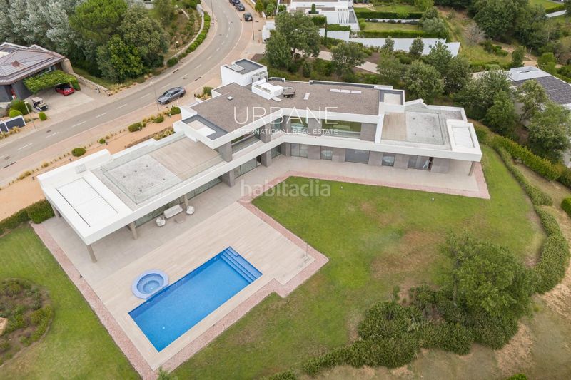 Foto 9b29d3a2-af8a-4070-a137-73593adc2f0a. Xalet amb aparcament piscina a Caldes de Malavella