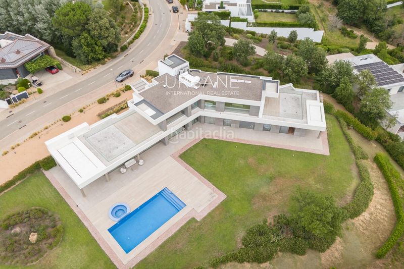 Foto e0f80c1b-c72c-4de7-b05b-f5b245ec4e65. Xalet amb aparcament piscina a Caldes de Malavella