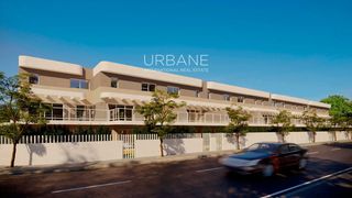 Dúplex  Mediterráneo. Apartamento de obra nueva con jardín privado en un complejo de g