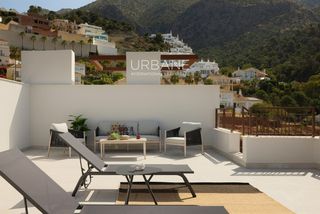 Pis  Terreno sau. Apartamento moderno de tres habitaciones con terraza en entorno