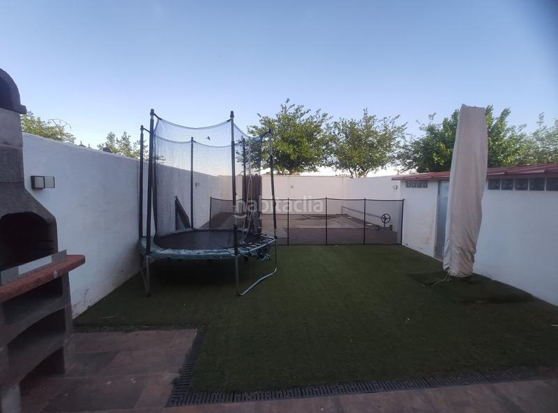 Foto 1948812c-7f39-4815-b736-b2eabca3aeb3. Haus mit heizung pool in Ugena