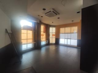 Rent Business premise in Centro. Mas que hipotecas alquila local comercia de esquina  en illescas