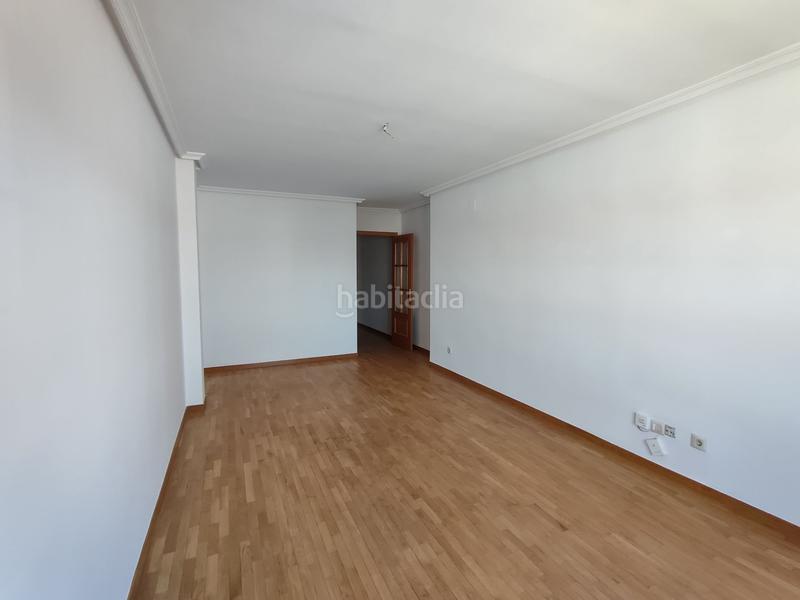 Foto 46be26f8-b240-4e69-8673-b65894cd0b90. Dúplex amb calefacció a Yuncos