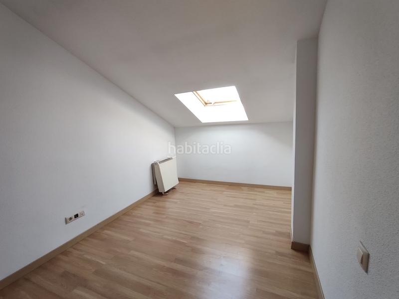 Foto 6773ecf3-39e7-4d35-a651-d8b8e94da035. Dúplex amb calefacció a Yuncos