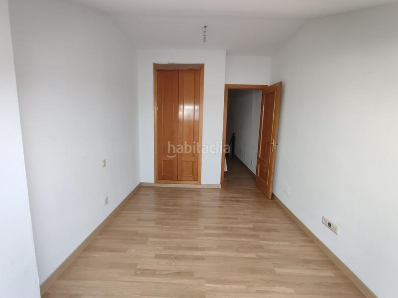 Foto 6df19acc-37fb-4e25-8c8f-6678795912a1. Dúplex amb calefacció a Yuncos