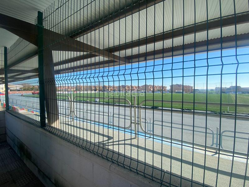 Foto 494f0490-f22d-45cc-9601-912925943e87. Terreno residencial parcela de esquina !!!! en Yuncos