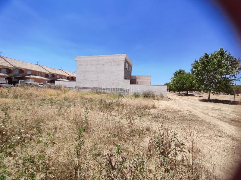 Foto 74603662-c308-45b3-a88f-5f4527e2222c. Terreno residencial parcela de esquina !!!! en Yuncos