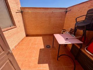 Pis a Esquivias. Mas que hipotecas vende precioso piso bajo con patio en esquivia