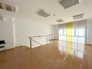 Office space in Campodón-Ventorro del Cano. Mas que hipotecas vende localduplex en alcorconmadrid!!!