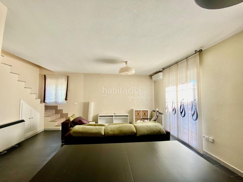 Foto f9037cf8-950a-4f4e-b47b-63048cb7bd02. Duplex con riscaldamento in Numancia de la Sagra