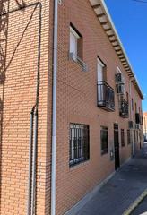 Etagenwohnung in Numancia de la Sagra. Mas que hipotecas vende precioso duplex con garaje en el centro