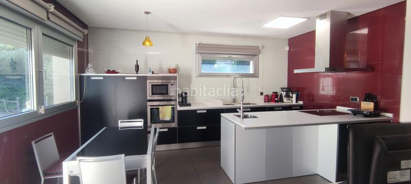 Foto 0b9cb7b0-a499-470f-b48c-d45abdda4991. Chalet con riscaldamento piscina in Los Cigarrales-La Bastida Toledo