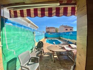 Maison jumelée à Yuncos. Mas que hipotecas vende chalet con piscina en yuncostoledo!!!!