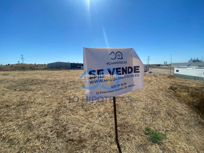 Foto 2c3a82dd-683b-4959-86cf-745dced3812c. Terreny residencial a Estación-Cruz Roja Illescas