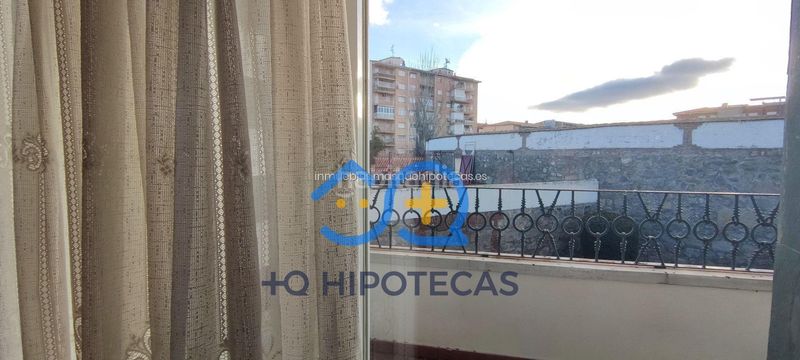 Foto d6c63f0d-1294-4497-b55a-5fa2270a4a4d. Casa adossada amb calefacció aparcament a Tiemblo (El)