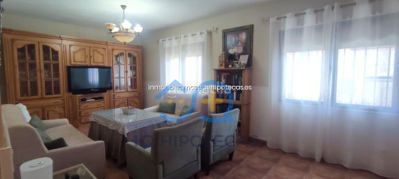 Foto 884f05a0-e7af-47e7-b898-f4e61a275637. Xalet amb aparcament a Cobeja