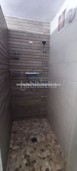 Foto 88f84f9f-04a0-440b-b97b-51f23dea0954. Xalet amb aparcament a Cobeja