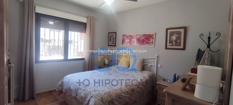 Foto a3f9ceec-2659-4211-97ca-ab0e54bd7190. Xalet amb aparcament a Cobeja