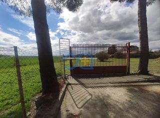 Terreny residencial a La Dehesa de Moratalaz. Finca urbana en illescas. urbanizacion dehesa de moratalaz