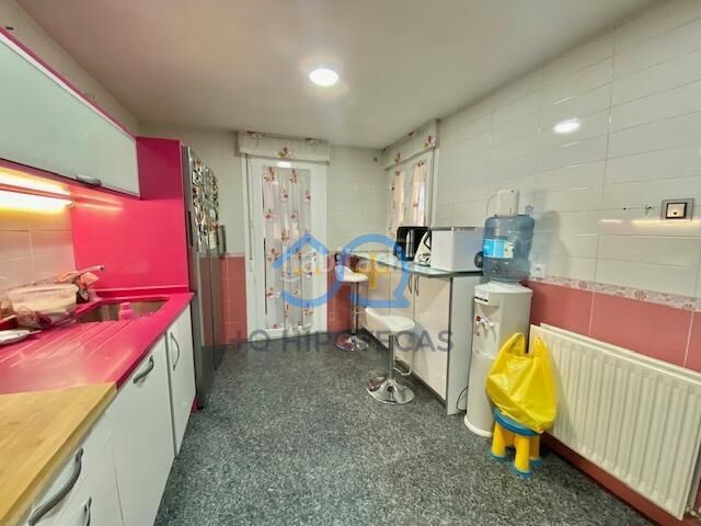 Foto 5130f8d0-6087-4b09-bc80-9b24cb97e098. Casa adosada mas que hipotecas vende en exclusiva chalet con piscina madrid en Parla