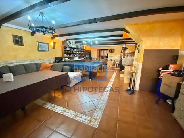 Foto c79bcfb6-7b13-4ccb-b14a-d1794ce6dabd. Casa adosada mas que hipotecas vende en exclusiva chalet con piscina madrid en Parla