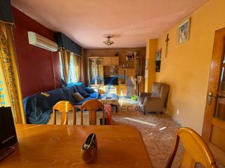 Appartement à Yuncos. Mas que hipotecas vende bonito piso con garaje en yuncostoledo