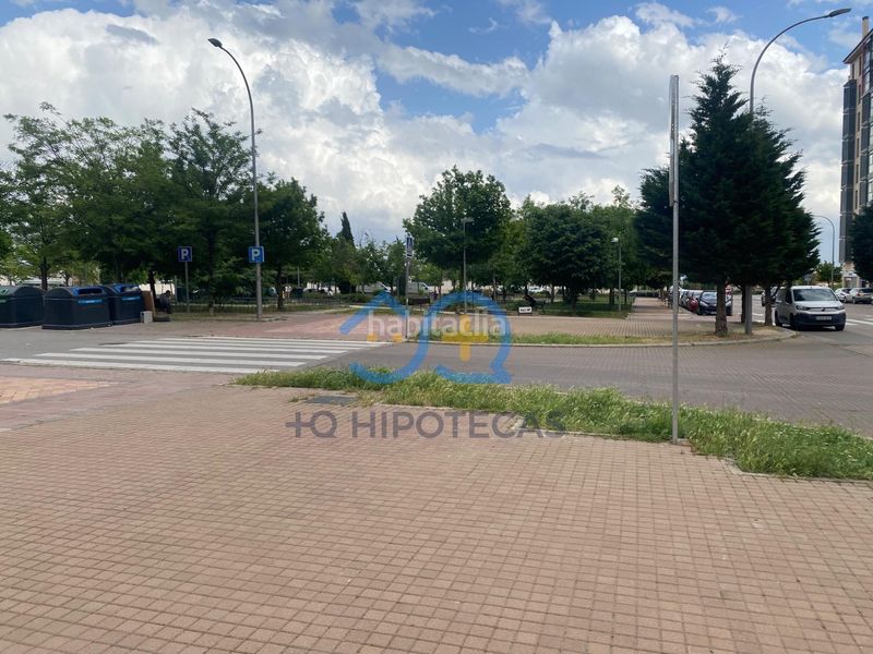 Foto 52ce99f2-2541-463e-97a1-41b2fc45e008. Pis amb calefacció aparcament piscina a Ensanche de Vallecas-La Gavia Madrid