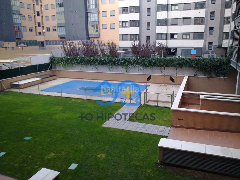 Foto 63c0fcf2-cf55-40c8-9525-d6cc8f5fb5cb. Pis amb calefacció aparcament piscina a Ensanche de Vallecas-La Gavia Madrid