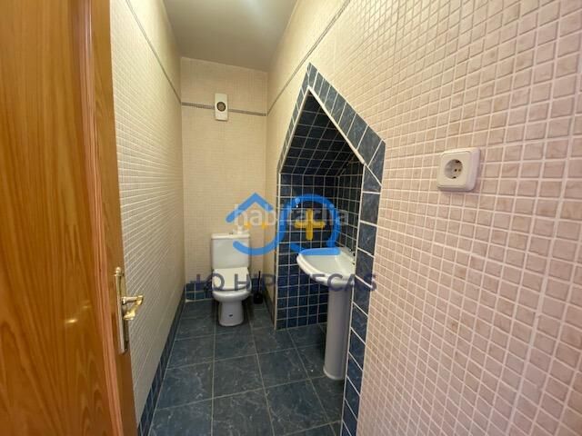 Foto b4f70a1c-d1f2-4f40-b305-6431045ede48. Casa a Yuncos