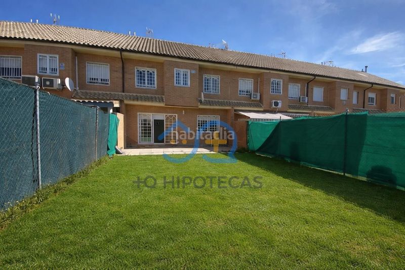 Foto c15ab4c4-b018-4653-8035-87108e1d4a15. Casa a Yuncos