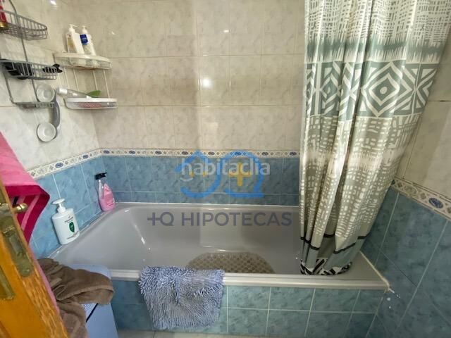 Foto c0ff9a4c-64be-4ee8-9276-597c93d31f11. Casa aparellada amb calefacció aparcament a Ugena