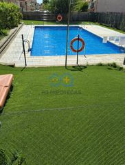 Etagenwohnung in Yuncler. Mas que hipotecas vende bonito piso con  garaje trastero y pisci