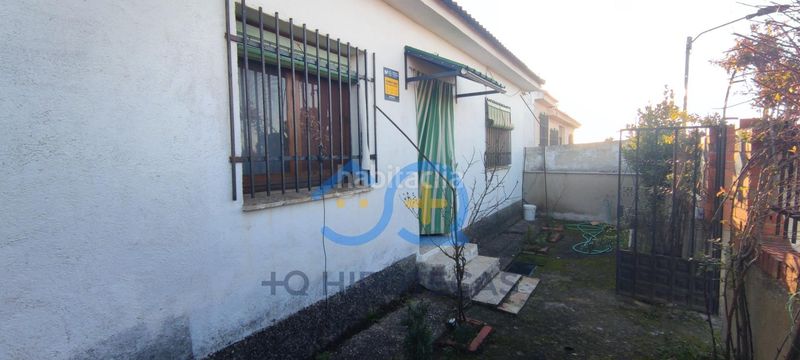 Foto 3311605d-9488-4fdd-b6d0-a654b4981ed8. Casa amb aparcament a Camarenilla