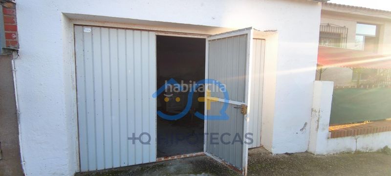 Foto 40c96bc8-4106-49ee-9e8a-a997cca2fa1b. Casa amb aparcament a Camarenilla