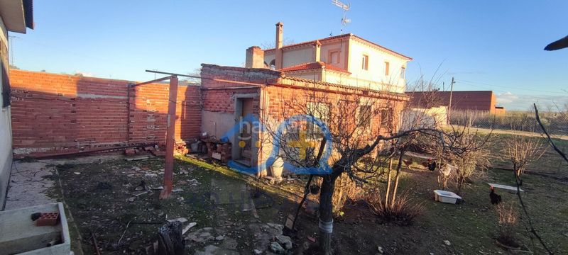 Foto 43e3c99b-ec87-47c3-82e1-0f562566d5eb. Casa amb aparcament a Camarenilla