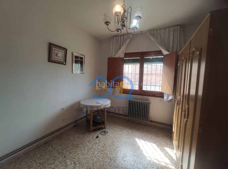 Foto 5f0092d3-243e-4c96-8668-c506937237a1. Casa amb aparcament a Camarenilla