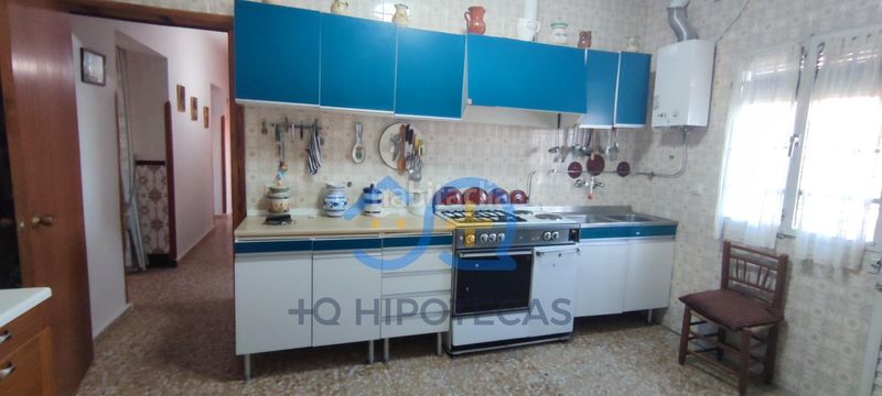 Foto 61ef521c-515a-49f4-9fc8-3fd161a33d46. Casa amb aparcament a Camarenilla